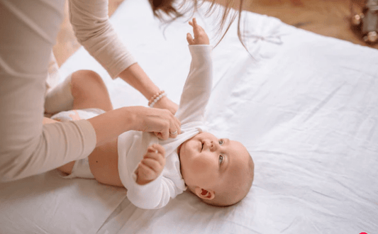 Habiller bébé en été - Surface Bébé